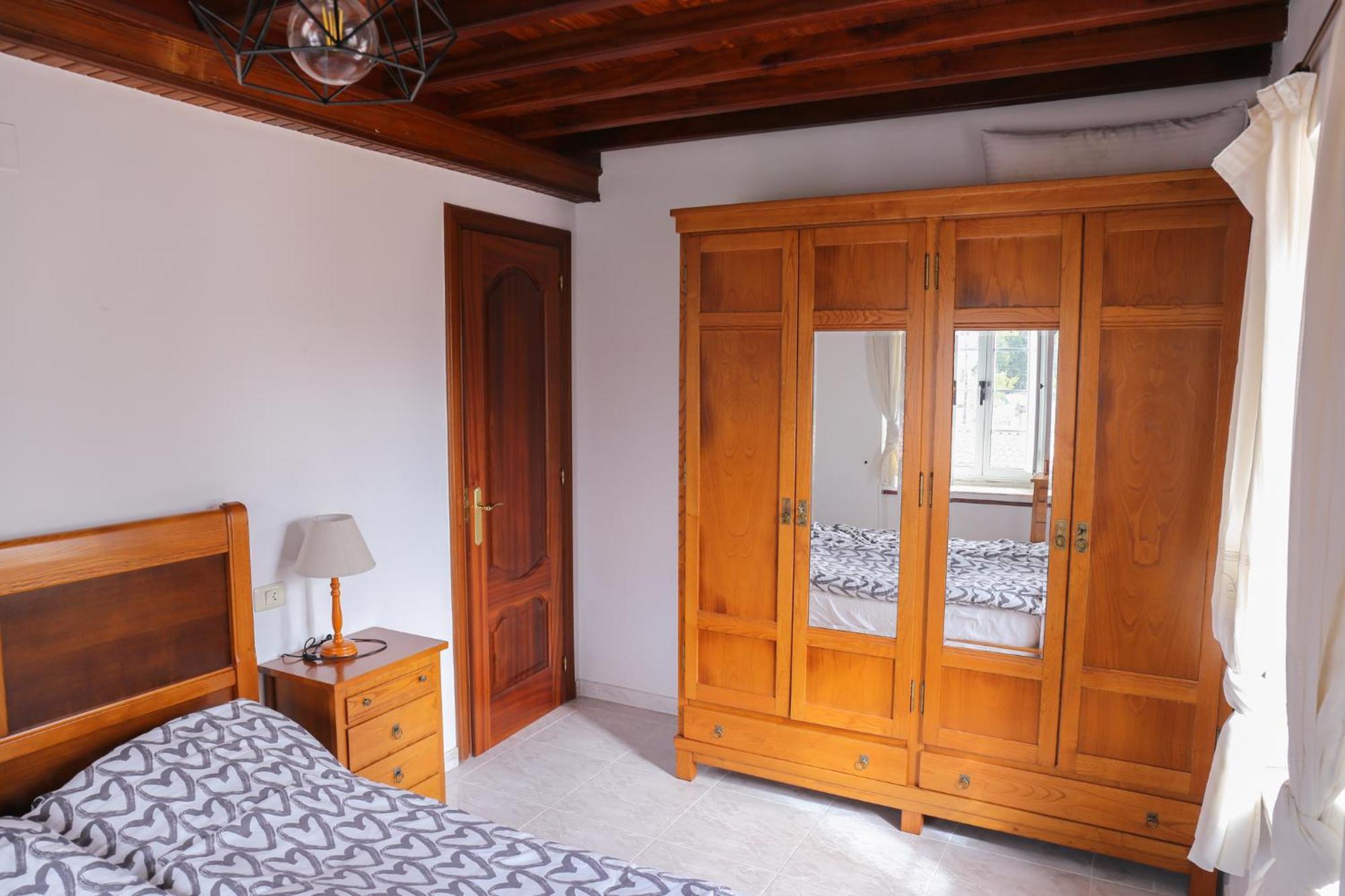 Beachfront Surf & Holiday House, Charming & Quiet Villarrube المظهر الخارجي الصورة