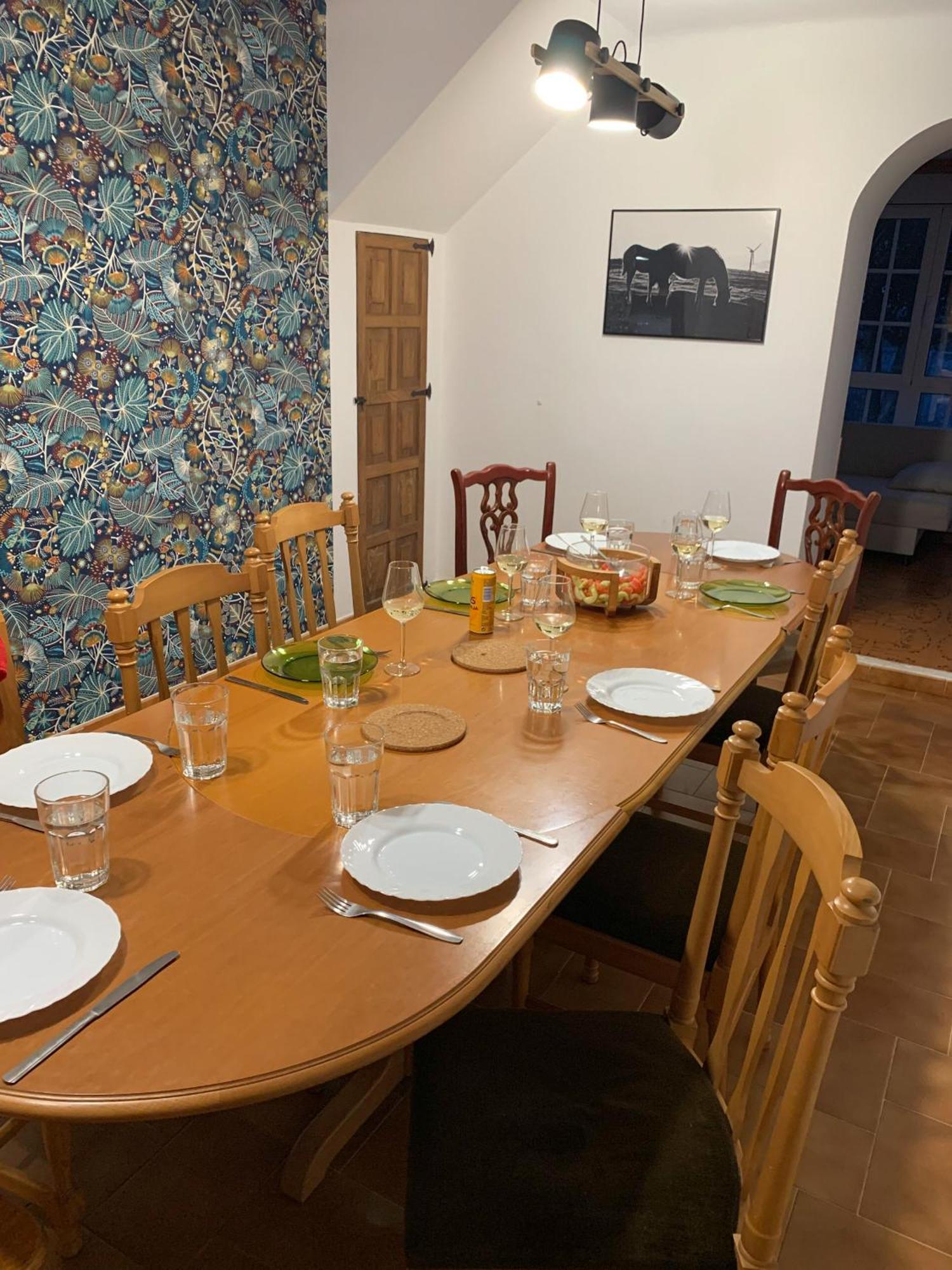 Beachfront Surf & Holiday House, Charming & Quiet Villarrube المظهر الخارجي الصورة
